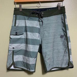 Green Fox Board Shorts, Size 28